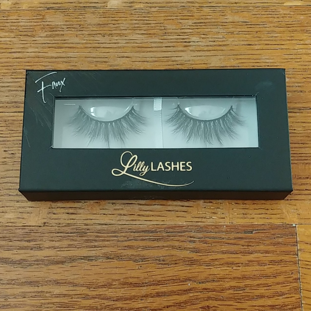 Lilly Lashes 3D Faux Mink Miami